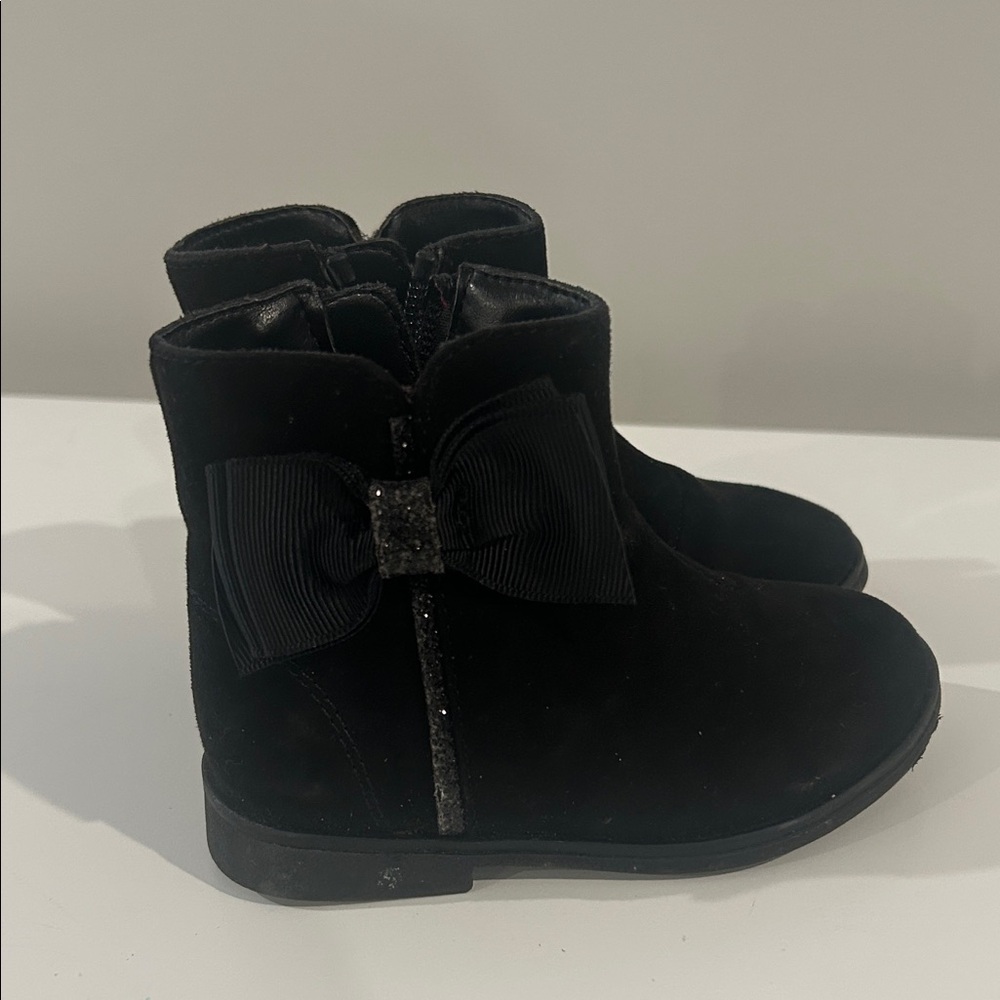 Stylish Black Kids Boots with Bow